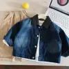 Elegante Chaqueta Vaquera con Solapas de Bloques de Color para Niños Pequeños, Niños y Niñas, Ropa Primavera/Otoño 2026, Chaqueta de Bebé, Top Infantil, Moderno
