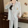 Pijama de Algodón Nube para Niña con Solapa y Almohadillas en el Pecho, Lindo y Cómodo, Transpirable, Adecuado para Usar en Casa y al Aire Libre, Conjunto de Dos Piezas para Mujer