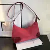 Bolso Cruzado Simple de Estilo Coreano de Nicho Tipo Bollo para Mujer 2025 Invierno Nuevo Bolso de Hombro Cruzado de Lujo Ligero con Empalme