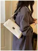 Yuezi 2026 Novo Estilo Francês Retrô Marrom Bolsa de Axila para Mulheres, Bolsa Pequena de Ombro Transversal de Alta Qualidade, Bolsa Versátil para o Dia a Dia