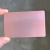 Máquina de Marcação a Laser para Cartão de Visita em Metal Preto Teste de Material Máquina de Fibra Óptica Gravação Cartão de Liga de Alumínio de 0,2 mm de Espessura