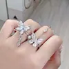 Anillo Abierto de Cadena con Personalidad Mariposa Estilo Francés para Mujer, Diseño de Nicho de Moda con un Toque de Lujo, Moda Minimalista Popular en Internet