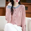 Design inspirado em Chanel, cardigã de tricô color-blocking para mulheres, novo casaco curto, suéter fino finamente tricotado, peça de cima para usar por fora
