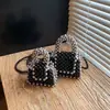 Bolsa Transversal de Corrente com Pérolas de Design Exclusivo, Bolsa de Ombro Versátil e Simples Estilo Chanel, Mini Bolsa de Mão Elegante com Pedrarias