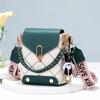 Bolsa para Teléfono Móvil Mini Bolsa Pequeña para Mujer 2023 Nueva Moda Verano Versátil Bolso Cruzado de Moda Bordado con Cadena Bolsa Cuadrada Pequeña
