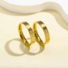 Anillo de moda transfronterizo de acero de titanio con trébol de cuatro hojas chapado en oro de 18 quilates, anillo sencillo de banda lisa con pequeña flor, nuevo anillo de Amazon para mujer