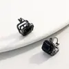 Marea negra estilo fresco hebilla de oreja cuadrada red popular moda lujo temperamento nicho de alta gama pendientes de doble cara pendientes venta al por mayor