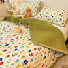 2026 Nuevo Juego de Funda de Cama de Tres Piezas Más Terciopelo Engrosado Leche Terciopelo Protector de Colchón Temporada de Otoño e Invierno Caliente Funda de Cama Funda de Cama Funda Protectora