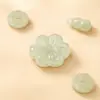 Cuentas sueltas de jade Hetian natural para DIY, adecuadas para ensartar en collares, pulseras, cadenas para suéteres y accesorios, con moños de concha de nube y cuentas de flor de cuatro hojas