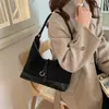 Bolsa feminina de grande capacidade, novo estilo, simples e versátil, adequada para o dia a dia, bolsa de ombro, bolsa saco, moderna e casual, pode ser carregada sob o braço