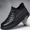 Sapatos Casuais de Couro Masculinos para Primavera e Outono, Sapatos Masculinos de Algodão, Botas de Neve, Superfície de Couro Espessada e Forrados com Lã, Sapatos Casuais de Couro Quentes Atacado