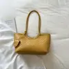 Bolsa Tote Tecida da Moda Ins Fresca Bolsa de Ombro Estilosa de Grande Capacidade Bolsa de Ombro Casual Bolsa de Ombro para o Trabalho