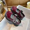Sapatos de Princesa para Meninas 2026 Primavera e Outono Prata Estilosos Sapatos Pequenos de Couro para Crianças Mocassins de Solado Macio Sapatos Individuais Antiderrapantes Sapatos de Performance