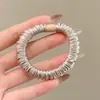 Scrunchie de cetim plissado estilo coreano para mulheres, novo modelo 2026, alta elasticidade, prendedor de cabelo durável, faixa de cabelo, acessório de cabelo elástico