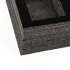 Embalaje con forro de algodón perlado de forma especial EPE, caja de soporte interior con esponja gruesa de alta densidad y ranura para tarjeta de espuma anticaída.