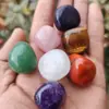 Fornecedor de Pedras Coloridas Lapidadas, Pedras para Difusor de Aroma, Decorações para Aquário e Vasos de Flores, Brita de Cristal de Energia Desmagnetizante no Atacado