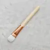 Pincel de Maquiagem, Pincel de Base em Formato de Língua, Pincel Plano que Não Absorve Pó, Pincel Especializado para Aplicar Base Líquida, Adequado para Uso Seco e Úmido
