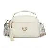 Bolsa Feminina Nova Outono e Inverno Moda de Comércio Exterior Bolsa de Ombro Multicamadas Feminina Transversal com Franja Coração Duplo Versátil Bolsa de Mão para o Dia a Dia