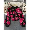 Foto Real de uma Camisa Elegante de Chiffon com Mangas Longas e Estampa de Rosas para Mulheres de Comércio Exterior