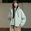 Chaqueta 3 en 1 estilo montaña para hombre, abrigo holgado con capucha para exteriores para hombres menudos, chaqueta corta de montañismo cortavientos e impermeable para mujer