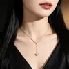 Colar de Pérolas em Formato de Coração de Luxo para Mulheres, Novo Modelo 2026, Design Único, Corrente de Clavícula de Alta Qualidade, Acessório Super Estiloso e Elegante