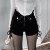Shorts pretos femininos com cintura ajustável por cordão, estilo outonal vibrante, design exclusivo, calças bootcut ultracurtas de corte A para mulheres de estatura baixa, supertendências.