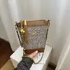 Bolsa Saco Versátil Estampa Retrô de Alta Qualidade Transfronteiriça para Mulheres 2026 Novo Modelo Bolsa de Ombro de Alto Valor Luxo Leve Bolsa Transversal
