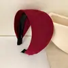Elegante faixa de cabelo de camurça de aba larga para mulheres, faixa para lavar a cabeça com pressão, presilha de cabelo antiderrapante para mulheres, novos acessórios de cabelo 2024