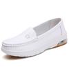 Zapatos de enfermera de piel de vaca para mujer Primavera y Otoño nueva moda combinable zapatos de enfermera con cámara de aire forrados de vellón talla grande blancos zapatos de trabajo de hospital