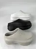 Pantuflas cerradas de suela gruesa para mujer, ligeras, antideslizantes, que aumentan la altura, zapatos de chef, zapatillas deportivas tipo muffin, zapatillas con agujeros, sandalias para hombre