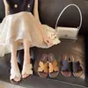 Nuevas Chanclas Planas Ligeras de Verano 2026 para Combinar con Faldas, Chanclas Deslizables Versátiles Antideslizantes, Sandalias Elegantes Simples y Cómodas