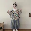 Chaqueta Cardigan a Cuadros y Flores para Bebé Niña Primavera y Otoño 2026 Nueva Elegante Chaqueta Top Retro de Bloques de Color
