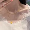 Collar de Doble Capa con Corazón Cepillado Color Oro Arena del Mismo Estilo de la Joyería Puzuo, Estilo de Alta Gama, Cadena Apilada para Clavícula para Tu Novia