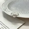 Anillo de Corazón con Perlas de Estilo Coreano para Mujer, Simple y Versátil, Diseño Único, Anillo Ajustable con Forma de Corazón para Dedo Índice, Moderno