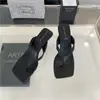 Nuevas Sandalias de Tanga de Tacón Alto Estilo Coreano con Tacón Kitten para Uso en Exteriores, Adecuadas para Combinar con Vestidos, Sandalias de Playa de Tacón de Aguja de Punta Cuadrada para Mujer