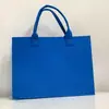 Bolsas de fieltro personalizadas para empresas para el Festival del Medio Otoño, Bolsas de fieltro tipo tote para la temporada de Regreso a Clases, Bolsas de regalo y bolsos de fieltro hechos a medida para centros comerciales