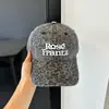 Gorra de Béisbol Retro Americana con Estampado de Leopardo y Bordado de Letras para Mujer, Gorra de Pico Adelgazante con Visera Ancha, Circunferencia de Cabeza Grande, Corona Suave