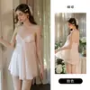 Lindo e sexy robe de dormir com decote V profundo, bojos, costas cruzadas, detalhes em renda e laço, roupa de casa XK5639