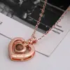 Venta Directa de Fábrica Personalizada Estilo Mismo que Tiktok y Kuaishou Colgante de Amor Proyección 100 Idiomas Te Amo Collar de Memoria