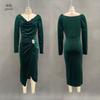 Vestido Europeu e Americano Transfronteiriço para Mulheres 2025 Novo Sexy de Manga Longa Slim Plissado Longo com Fenda de Veludo que Molda o Quadril