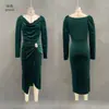 Vestido Europeu e Americano Feminino Transfronteiriço 2025 Novo Sexy de Manga Longa Slim Plissado Longo com Fenda Veludo que Molda o Quadril