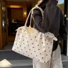 Bolsa de Viagem Portátil Transfronteiriça, Bolsa de Ombro Leve, Bolsa Esportiva Fitness de Veludo Morango, Bolsa de Bagagem Transversal de Grande Capacidade
