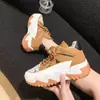 Nuevos Zapatos de Papá para Mujer Primavera/Verano 2024, Tenis Transpirables con Suelas Gruesas, Zapatos Casuales Antideslizantes con Aumento de Altura, Huecos y Transpirables