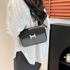 Bolso Pequeño con Textura Retro para Mujer 2025 Verano Nuevo Casual Color Contrastante Bolso Cuadrado Pequeño Moderno y Elegante Bolso Bandolera para Viajero