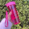 Mini Copo de Água, Fofo, Compacto, Conveniente, à Prova de Vazamentos e Resistente a Quedas, Copo de Chá Simples de Plástico, Copo com Corda para Estudantes Homens e Mulheres