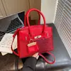 Bolsa de Ombro Fashion de Alto Valor Estilo Novo Primavera 2026 Color-Blocking Luxo Leve Moda Europeia e Americana Tendência Bolsa de Mão Bolsa Transversal
