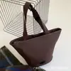 Bolsa de Lona Casual Simple de Diseño de Nicho Modelo Nuevo 2026 Bolso de Mano y Bolso de Hombro Versátil de Gran Capacidad para Viajes Diarios