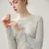 Suéter redondo para mujer de mezcla de seda y cachemira con diseño de crochet calado, un top de punto de manga larga para usar en capas, un nuevo estilo de principios de otoño