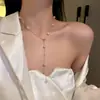 Collar de Perlas con Borla en Forma de Y Gipsophila para Mujer Otoño Lujo Ligero Nicho Cadena para Clavícula de Alta Calidad Nuevo Estilo 2025