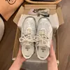 Tênis de Treino Planos Alemães da Moda para Mulheres 2026 Novas Cores de Primavera e Outono Color-Blocking Tênis Estilosos Casuais Aumentadores de Altura Sapatos de Corrida